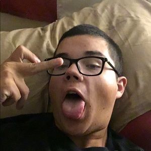 Meet your Posher, Cody